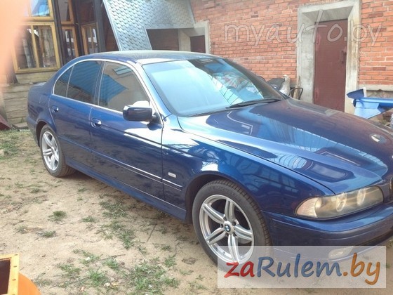 BMW 5- (E39)